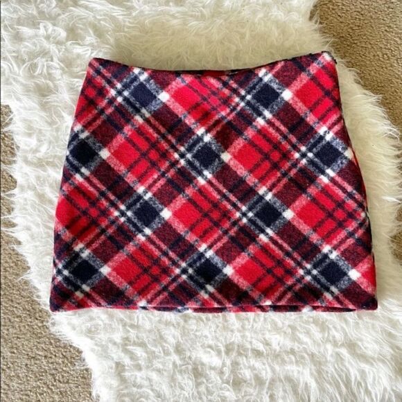 Red Plaid Wool Mini Skirt size small Holiday Christmas Forever 21 - Picture 3 of 5